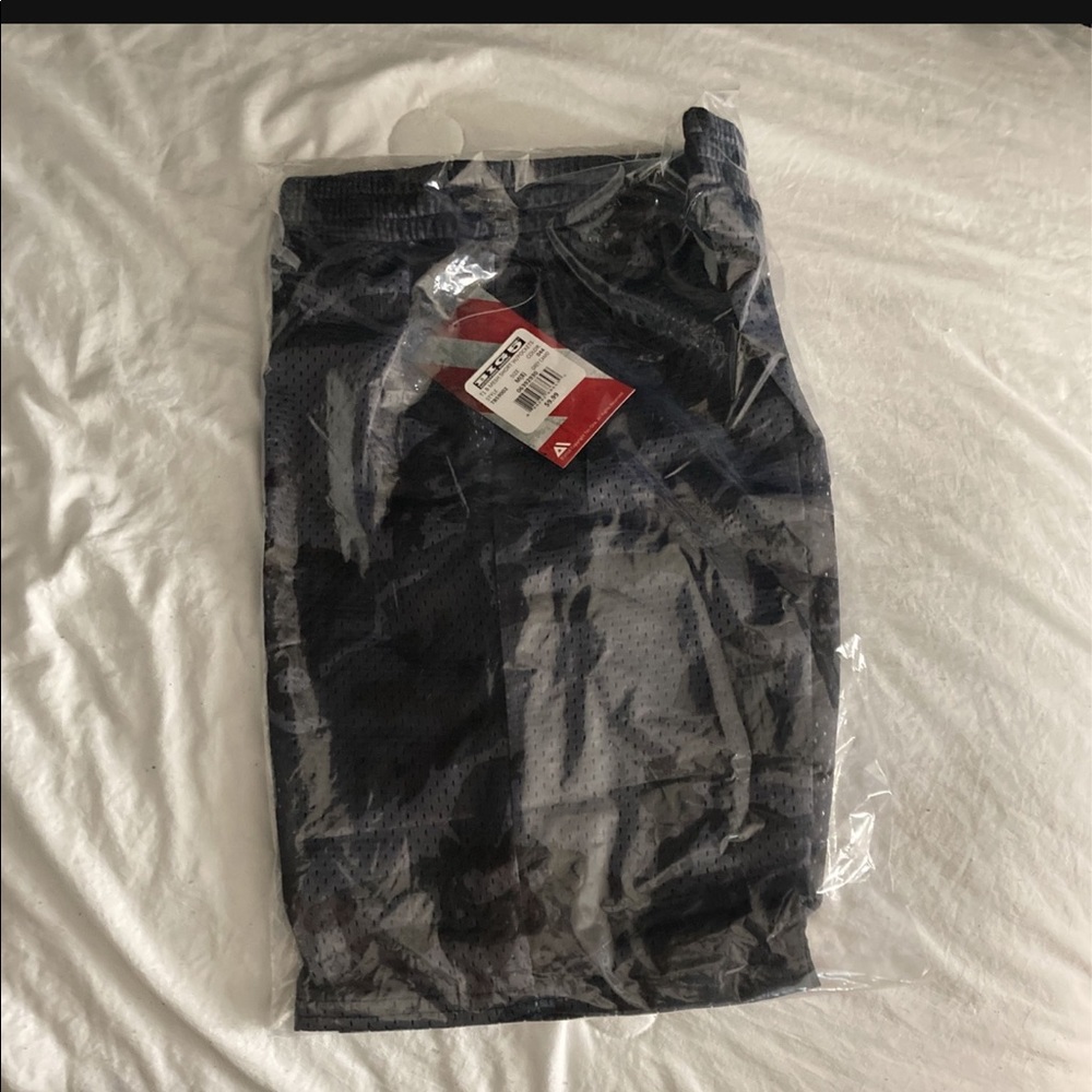 Boys Mesh shorts 8